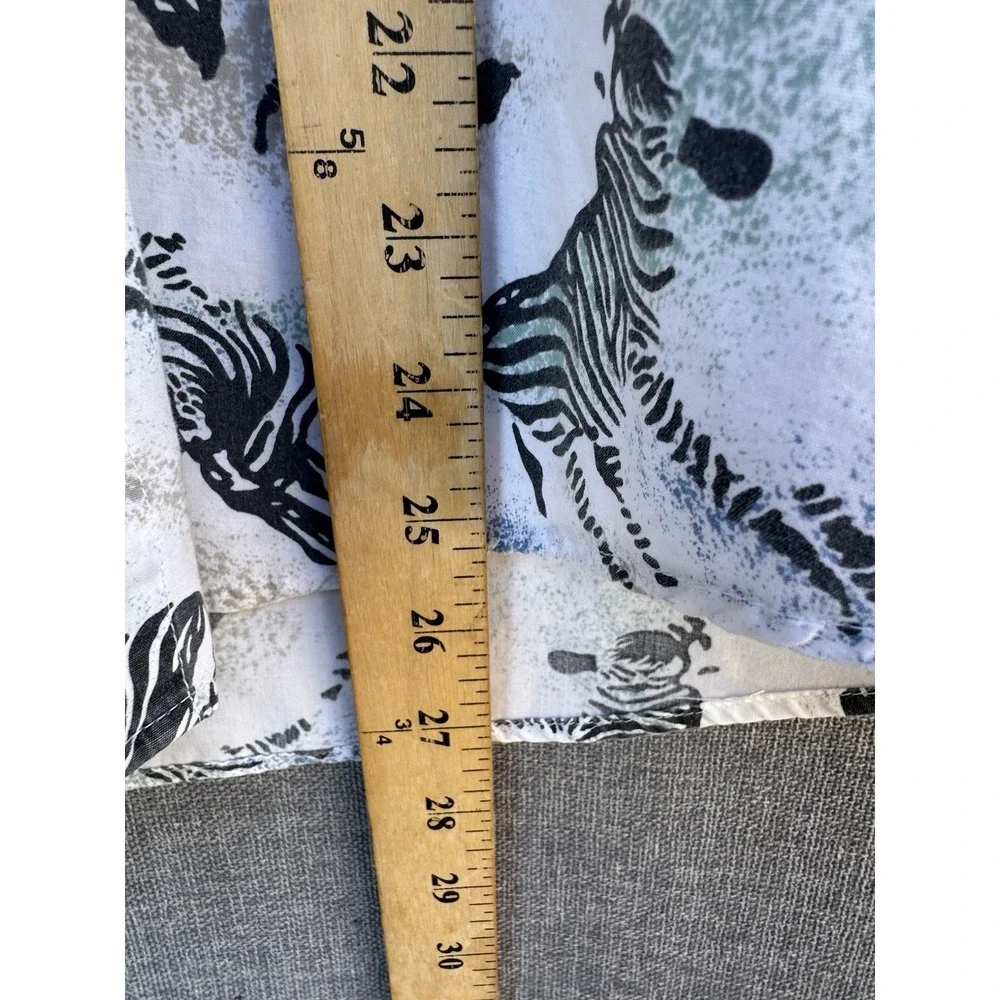 Vtg Diane Von Furstenberg Shirt Women Medium Zebra Print Safari Button Up 90s - Picture 4 of 7